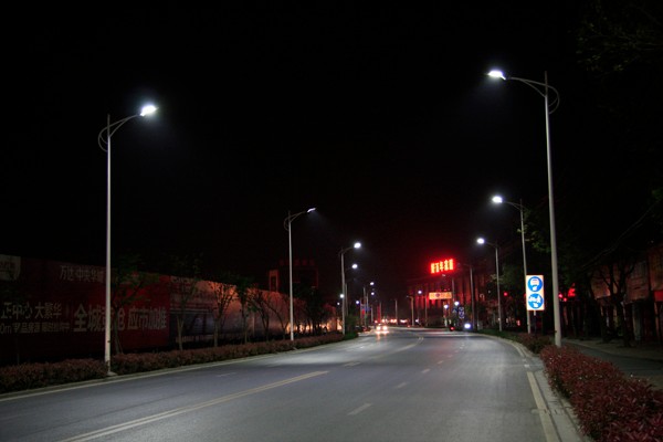 城市街道亮化工程測繪需考慮多種因素【华体会app最新版
燈光】